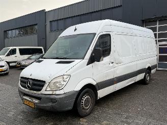 krockskadad bil bedrijf Mercedes Sprinter 313 2.2 432 L3H2 2011/6