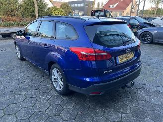 Ford Focus Wagon 1.0 Trend Edition picture 3