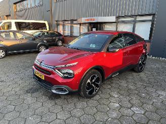 Voiture accidenté Citroën C4 1.2 PureTech Shine 2021/2