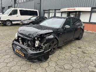 Voiture accidenté Audi A4 Avant 35 TFSI MHEV Avant 2021/3