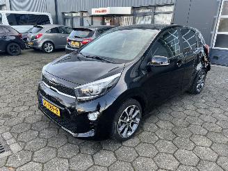 Damaged car Kia Picanto 1.0 CVVT Design Edition 2018/4