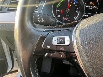 Volkswagen Passat 1.4 TSI GTE Highline Variant picture 25