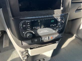 Chrysler Voyager 3.3i V6 SE Luxe 7 Persoons picture 12