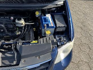 Chrysler Voyager 3.3i V6 SE Luxe 7 Persoons picture 23