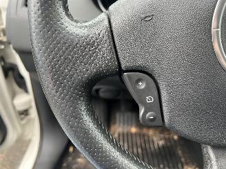 Renault Mégane Grandtour 1.5 dCi 78kW van picture 13