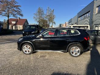 BMW iX1 XdriveE30 Launch Edition 67 kWh picture 2