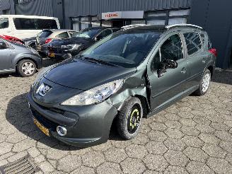 krockskadad bil auto Peugeot 207 SW 1.4 16V VTI 2008/7
