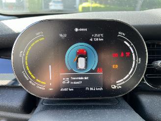 Mini Electric Camden Edition 33 kWh picture 13