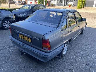 Opel Kadett 1.6i LS picture 3