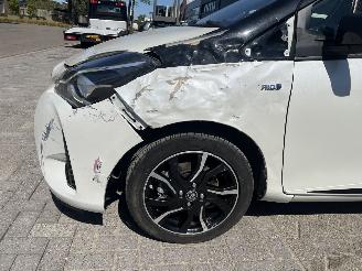 Toyota Yaris 1.5 Hybrid Y20 Gold Edition picture 12