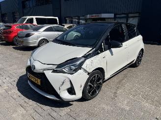 skadebil auto Toyota Yaris 1.5 Hybrid Y20 Gold Edition 2018/11