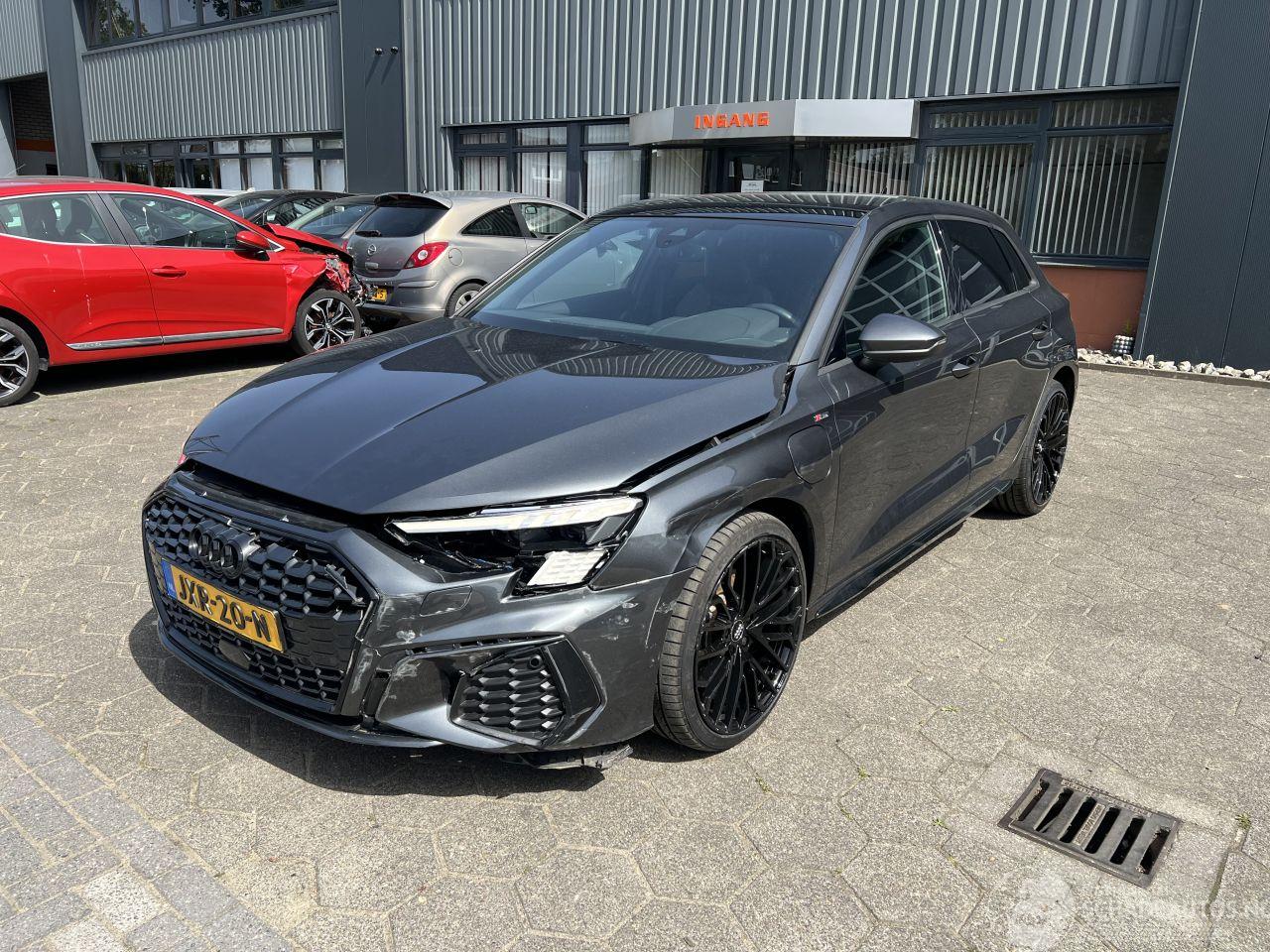 Audi A3 40 TFSI e Business edition