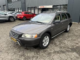 Schadeauto Volvo Xc-70 2.5 T SUMMUM 2005/10