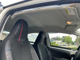 Peugeot 108 1.0 e-VTi Active picture 17
