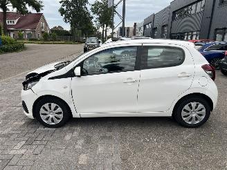 Peugeot 108 1.0 e-VTi Active picture 2