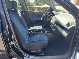 Mazda 2 1.6 Sportive 2003 picture 21