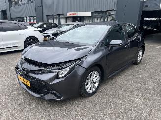 Unfallwagen Toyota Corolla Hybrid 140 Active 2023/7