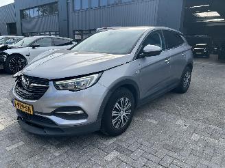 krockskadad bil auto Opel Grandland X 1.2 Turbo Edition 2019/7