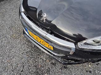 Peugeot 208 PureTech Active picture 8