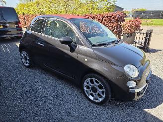 Damaged car Fiat 500C 1.2 Lounge 2013/4