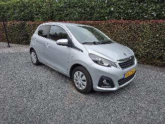 Damaged car Peugeot 108  2015/10