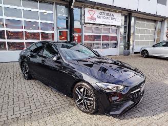 Schadeauto Mercedes C-klasse C300D 4 matic 266PK! Camera Led stoelverwarming 2024/3