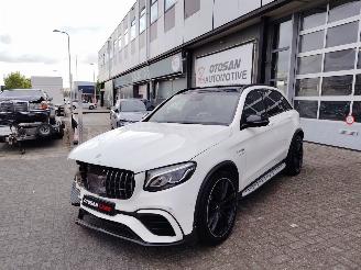 skadebil auto Mercedes GLC 63S Pano Burmester Schaalstoelen 360 camera FULL 2019/10