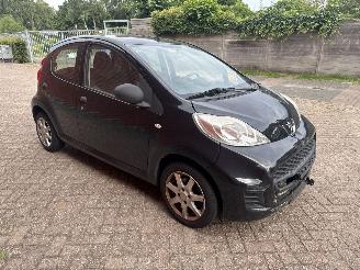Peugeot 107  picture 5