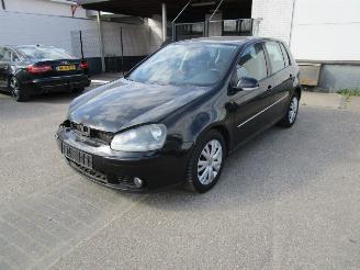 Unfallwagen Volkswagen Golf 1.6 tdi 2008/8