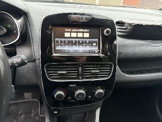Renault Clio 4 picture 11