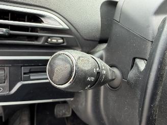 Citroën C4-picasso 2 PHASE 1 2.0 BLUE HDI - 16V TURBO picture 12