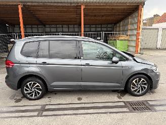 Volkswagen Touran 1.6 TDI - 16V TURBO 7 SEATS picture 21