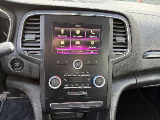 Renault Mégane 4 PHASE 1 1.5 BLUE DCI - 8V TURBO picture 9