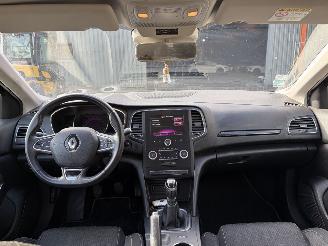 Renault Mégane 4 PHASE 1 1.5 BLUE DCI - 8V TURBO picture 6