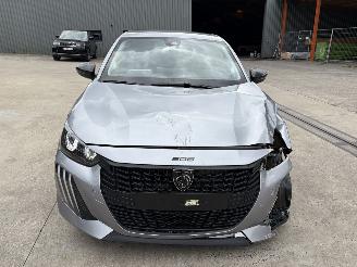 Peugeot 208  picture 20