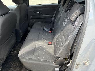 Dacia Jogger 1.6i - 16V SCE 140 E-TECH picture 7
