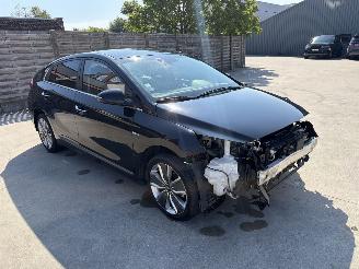 Unfallwagen Hyundai Ioniq 1.6 GDI - 16V HYBRID 2019/5