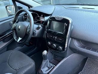 Renault Clio 0.9 TCe Night & Day | Navi Pdc Lm-velgen picture 18