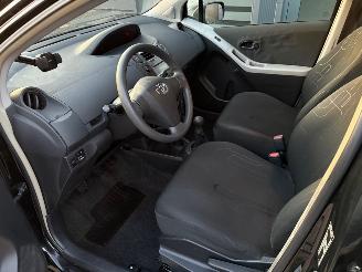 Toyota Yaris 1.0 VVT-i Acces 5 deurs | Audio Elekt. ramen picture 13