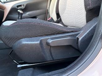 Citroën C1 1.0 e-VTi Elle 5 deurs | Airco Navi Camera picture 16