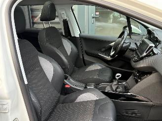 Peugeot 2008 1.2 PureTech Allure | Navi Panoramadak Camera picture 16