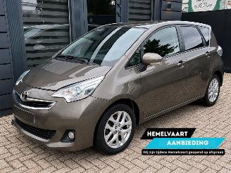 krockskadad bil auto Toyota Verso S 1.3 VVT-i Dynamic | Navi Panoramadak Camera 2015/2