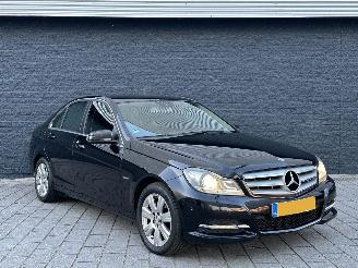 Vaurioauto  passenger cars Mercedes C-klasse C 200 CDI Avantgarde Automaat 2011/6