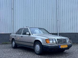 Avarii autoturisme Mercedes  W124 230E 1986/6