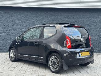 Volkswagen Up! 1.0 High Up! BlueMotion picture 4