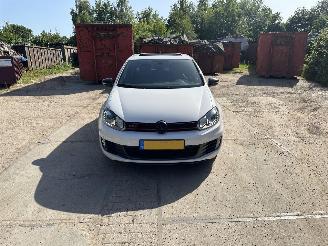 Damaged car Volkswagen Golf 2.0 GTI PANORAMA AUTOMAAT LEER 2011/1