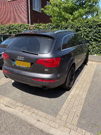 Audi Q7 4.2 FSI Quattro Pro Line + 7persoons picture 3