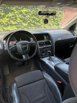 Audi Q7 4.2 FSI Quattro Pro Line + 7persoons picture 9