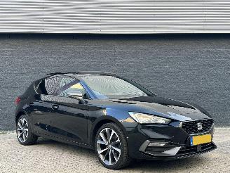 Vaurioauto  passenger cars Seat Leon 1.4 TSI eHybrid PHEV FR Business 2021/1