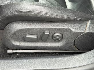 Volkswagen Golf 2.0 GTI DSG/KEY-LESS/LEER picture 15